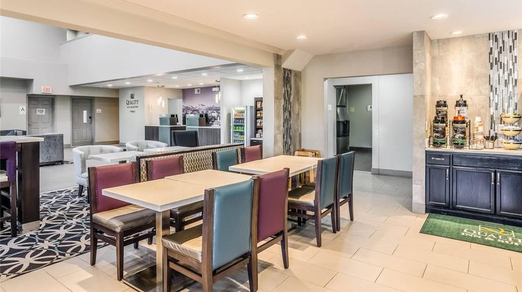 Quality Inn & Stes Westminster Restaurant