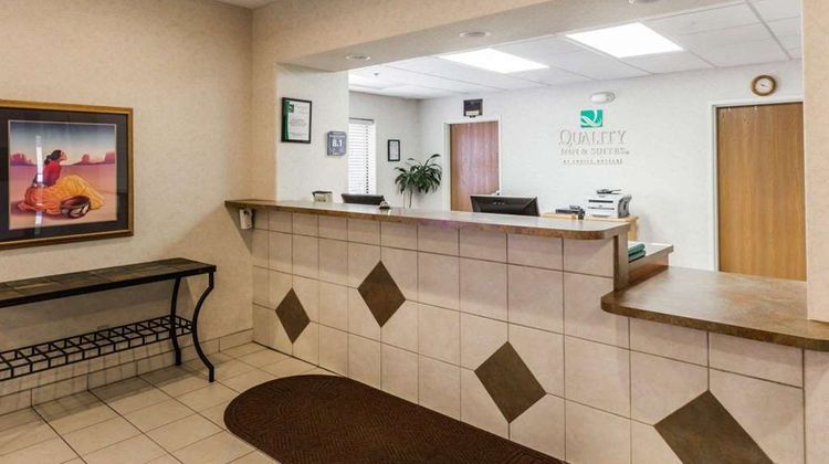 Quality Inn & Suites Lobby