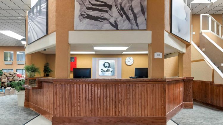 Quality Inn Alamosa Lobby
