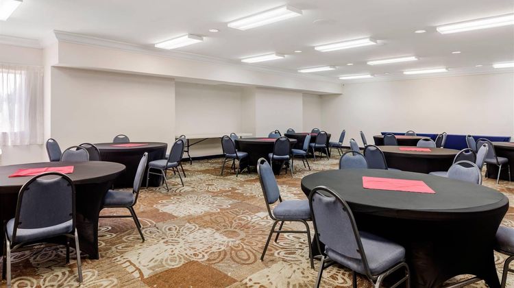 Quality Inn & Suites DIA/Gateway Park Meeting