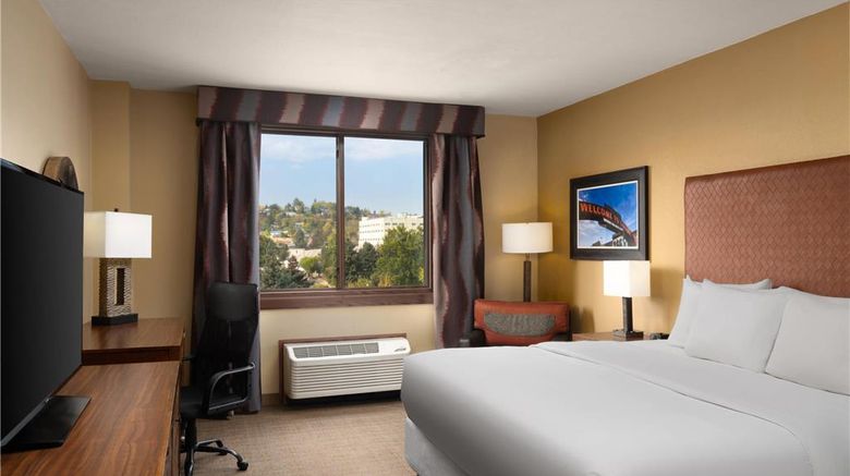 <b>The Golden Hotel, an Ascend Collection Room</b>. Images powered by <a href="https://iceportal.shijigroup.com/" title="IcePortal" target="_blank">IcePortal</a>.