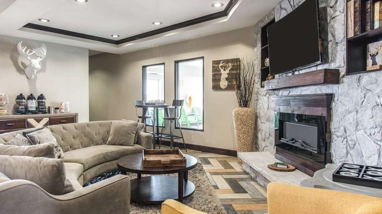 Comfort Inn Sterling Lobby