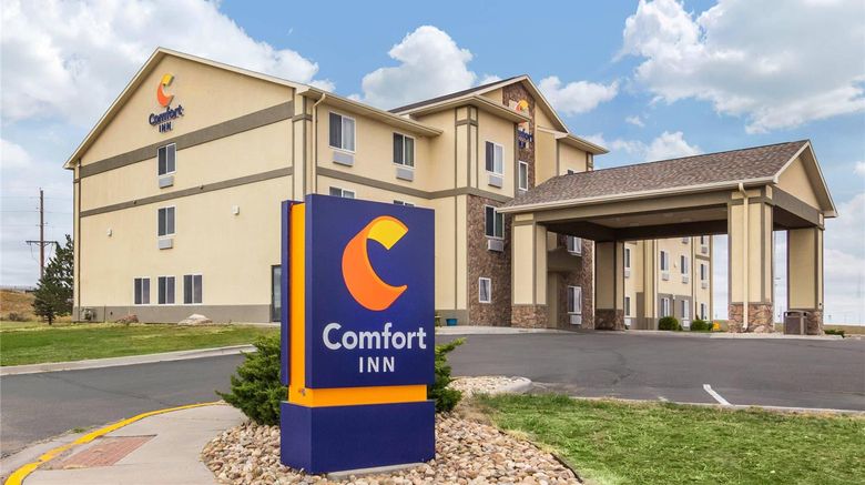 <b>Comfort Inn Sterling Exterior</b>. Images powered by <a href="https://iceportal.shijigroup.com/" title="IcePortal" target="_blank">IcePortal</a>.