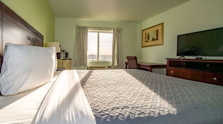 Rodeway Inn Room
