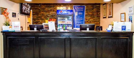 Rodeway Inn Lobby