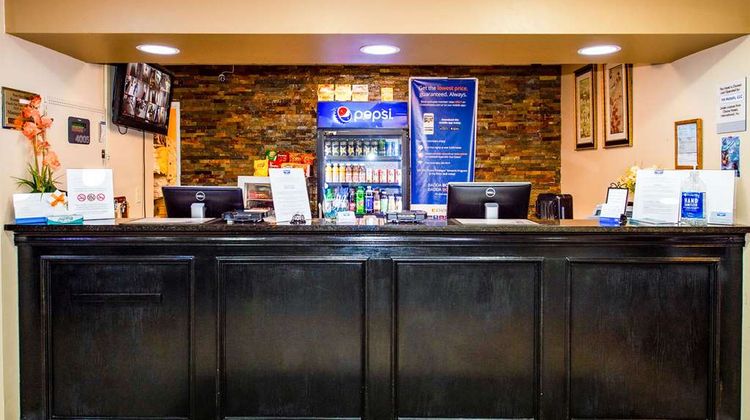 Rodeway Inn Lobby