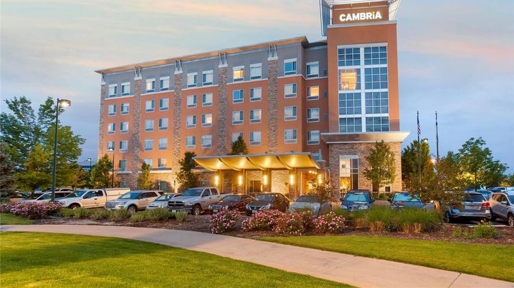 Cambria Hotel Denver Intl Airport Exterior