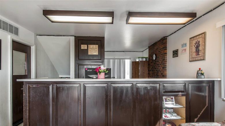 <b>Rodeway Inn Brush Lobby</b>. Images powered by <a href="https://iceportal.shijigroup.com/" title="IcePortal" target="_blank">IcePortal</a>.