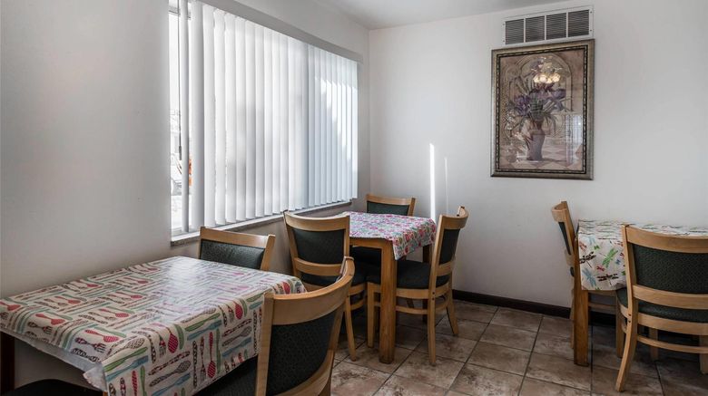 <b>Rodeway Inn Brush Restaurant</b>. Images powered by <a href="https://iceportal.shijigroup.com/" title="IcePortal" target="_blank">IcePortal</a>.
