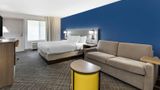 Comfort Inn & Suites on the River Room