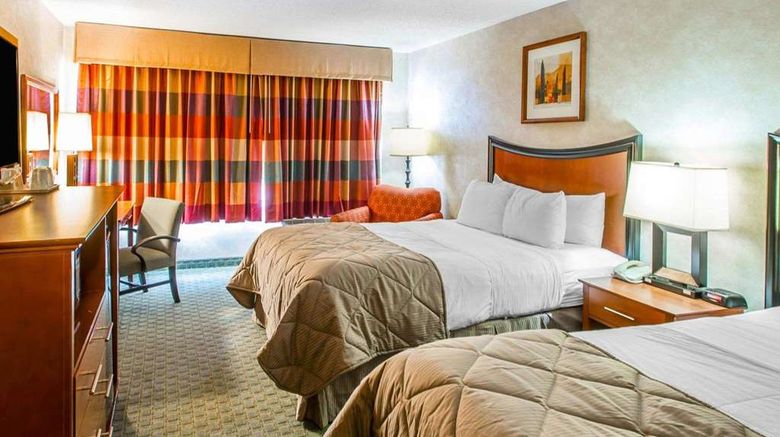 <b>Quality Inn & Conference Center Downtown Room</b>. Images powered by <a href="https://iceportal.shijigroup.com/" title="IcePortal" target="_blank">IcePortal</a>.