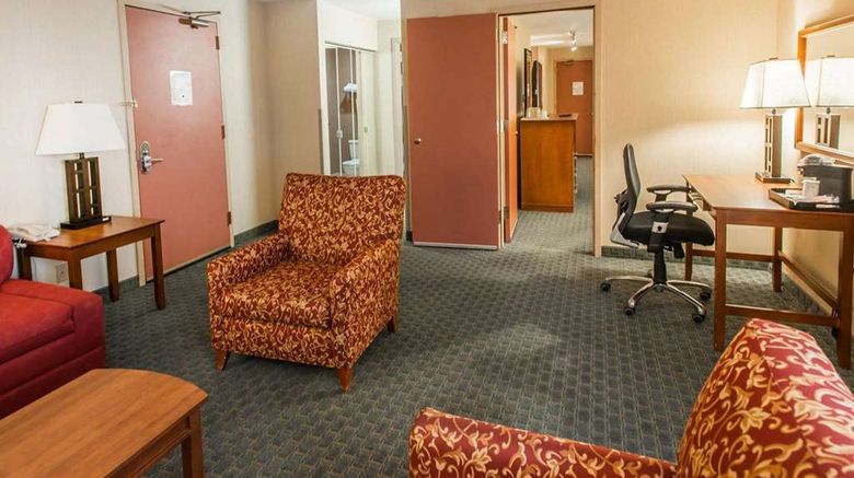 <b>Quality Inn & Conference Center Downtown Suite</b>. Images powered by <a href="https://iceportal.shijigroup.com/" title="IcePortal" target="_blank">IcePortal</a>.