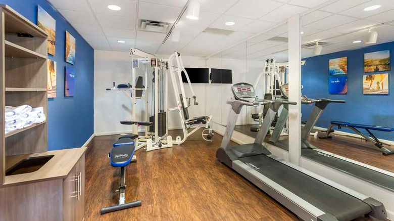 <b>Comfort Suites Health</b>. Images powered by <a href="https://iceportal.shijigroup.com/" title="IcePortal" target="_blank">IcePortal</a>.