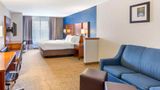 <b>Comfort Suites Suite</b>. Images powered by <a href="https://iceportal.shijigroup.com/" title="IcePortal" target="_blank">IcePortal</a>.