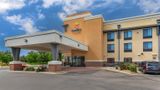 Comfort Suites Exterior