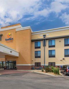 Comfort Suites