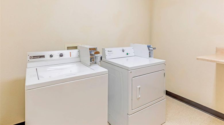 <b>Comfort Suites Other</b>. Images powered by <a href="https://iceportal.shijigroup.com/" title="IcePortal" target="_blank">IcePortal</a>.