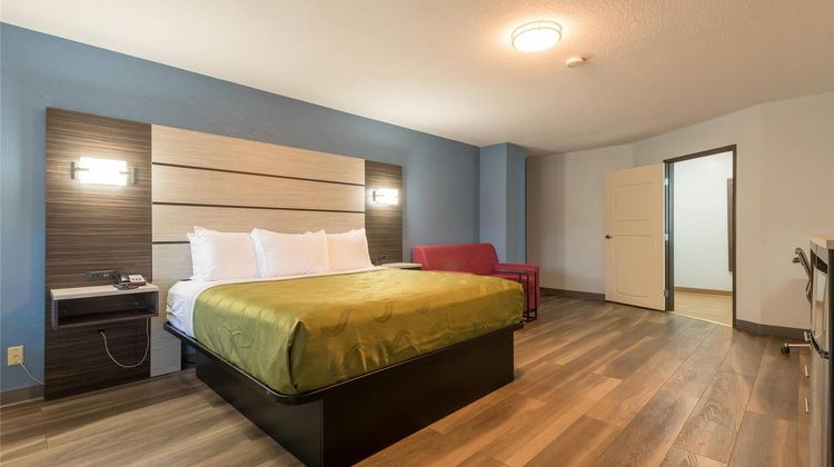 Quality Inn & Suites at Pikes Peak Room