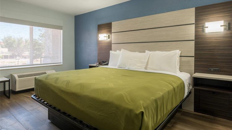 Quality Inn & Suites at Pikes Peak Suite