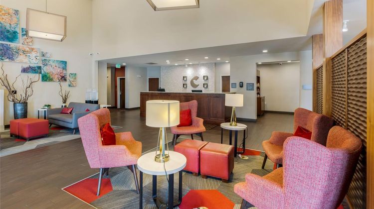 Comfort Suites Loveland Lobby
