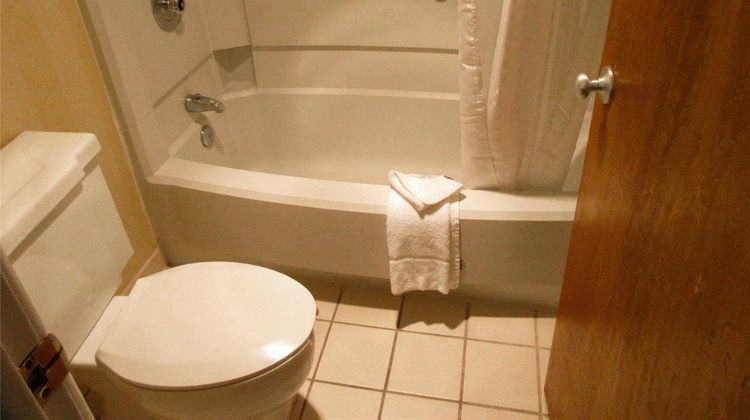 Clarion Inn Fort Collins Room