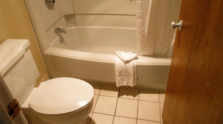 <b>Clarion Inn Fort Collins Room</b>. Images powered by <a href="https://iceportal.shijigroup.com/" title="IcePortal" target="_blank">IcePortal</a>.