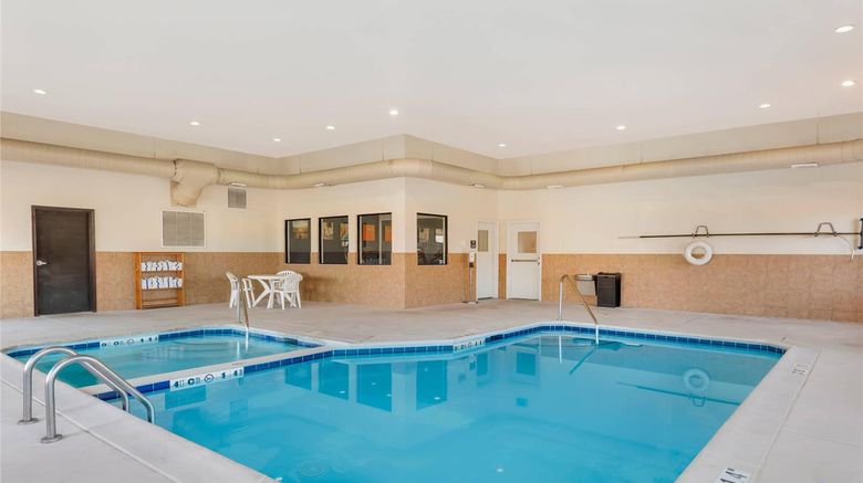 <b>Comfort Inn & Suites of Rifle Pool</b>. Images powered by <a href="https://iceportal.shijigroup.com/" title="IcePortal" target="_blank">IcePortal</a>.