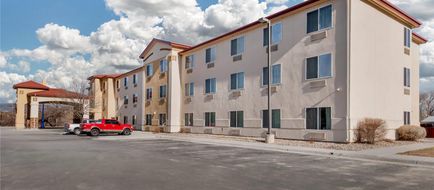 Comfort Inn & Suites of Rifle Exterior