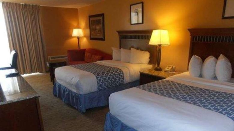 <b>Quality Inn & Suites Fort Collins Room</b>. Images powered by <a href="https://iceportal.shijigroup.com/" title="IcePortal" target="_blank">IcePortal</a>.