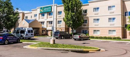 Quality Inn and Suites Exterior