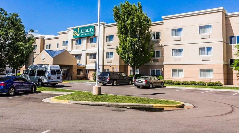 <b>Quality Inn and Suites Exterior</b>. Images powered by <a href="https://iceportal.shijigroup.com/" title="IcePortal" target="_blank">IcePortal</a>.