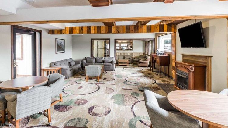 Quality Inn Lobby