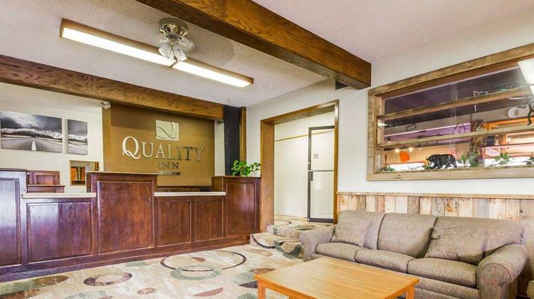 Quality Inn Lobby