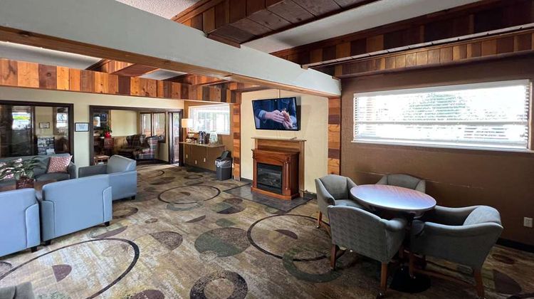 Quality Inn Lobby