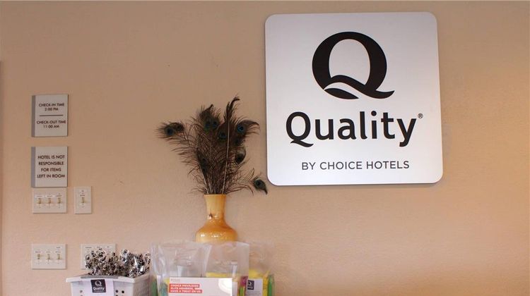 Quality Inn Gunnison Crested Butte Lobby