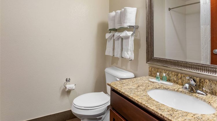 MainStay Suites, Denver Suite