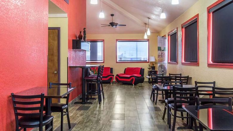 <b>Quality Inn Lamar Restaurant</b>. Images powered by <a href="https://iceportal.shijigroup.com/" title="IcePortal" target="_blank">IcePortal</a>.