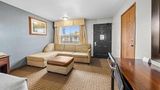 <b>Quality Inn Room</b>. Images powered by <a href="https://iceportal.shijigroup.com/" title="IcePortal" target="_blank">IcePortal</a>.