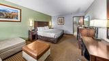 <b>Quality Inn Room</b>. Images powered by <a href="https://iceportal.shijigroup.com/" title="IcePortal" target="_blank">IcePortal</a>.