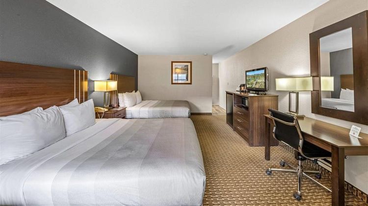 Quality Inn Room