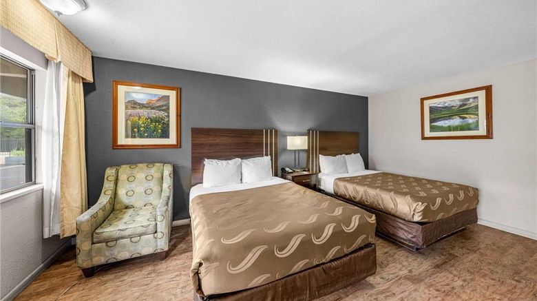 <b>Quality Inn Room</b>. Images powered by <a href="https://iceportal.shijigroup.com/" title="IcePortal" target="_blank">IcePortal</a>.