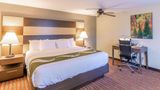 <b>Quality Inn Room</b>. Images powered by <a href="https://iceportal.shijigroup.com/" title="IcePortal" target="_blank">IcePortal</a>.
