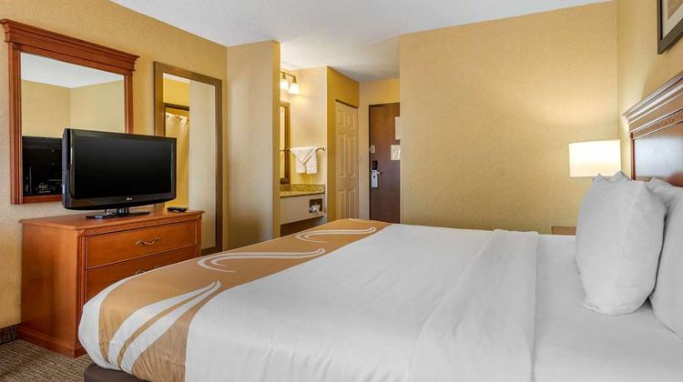 Quality Inn Pueblo Room
