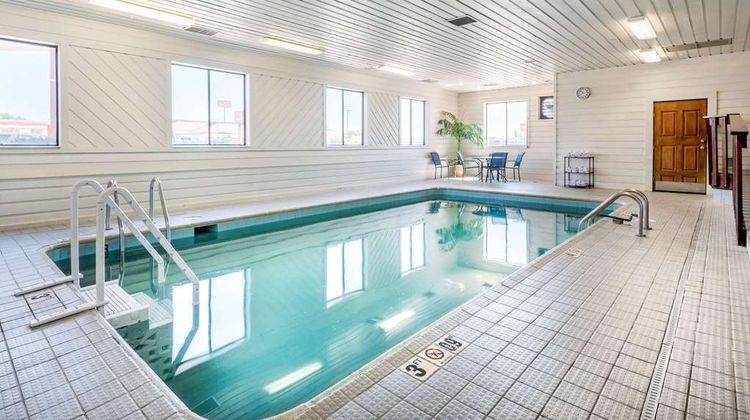 Quality Inn Pueblo Pool