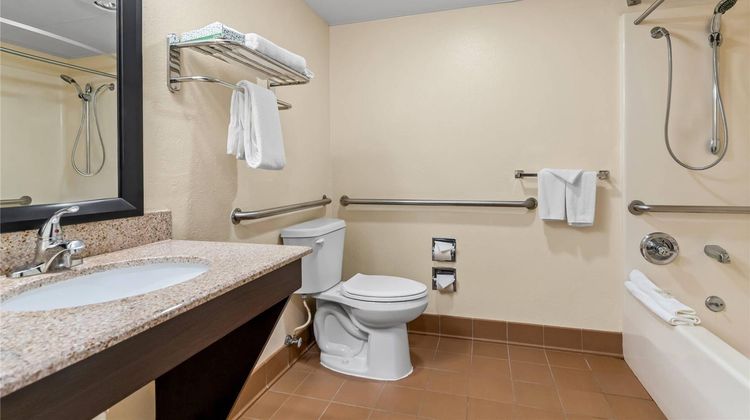 Quality Inn & Suites Steamboat Springs Room