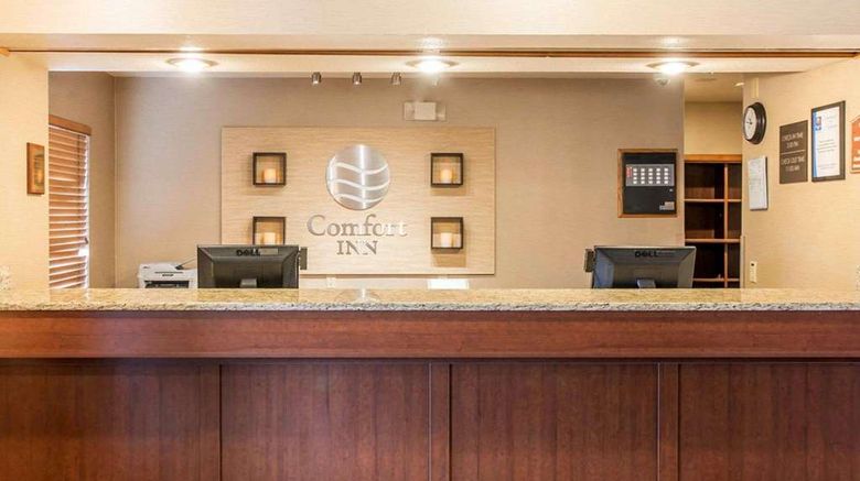 <b>Comfort Inn Salida Lobby</b>. Images powered by <a href="https://iceportal.shijigroup.com/" title="IcePortal" target="_blank">IcePortal</a>.