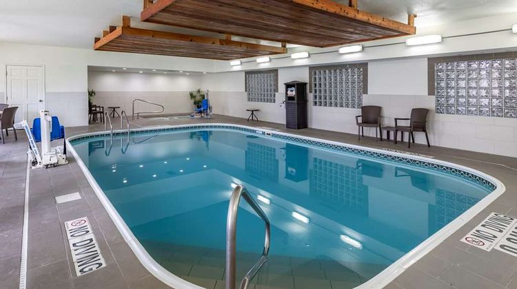 Comfort Suites Pool