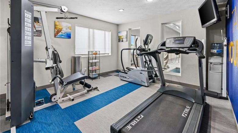 <b>Comfort Inn Health</b>. Images powered by <a href="https://iceportal.shijigroup.com/" title="IcePortal" target="_blank">IcePortal</a>.