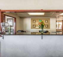 Quality Inn Delta Lobby