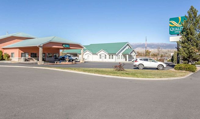 Quality Inn Delta Exterior